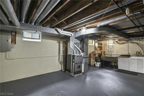 1705 Southbend Drive Rocky River OH 44116