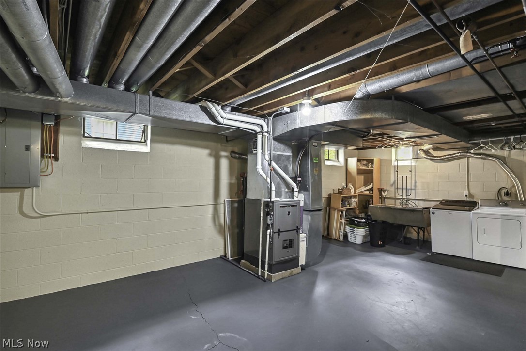 1705 Southbend Drive Rocky River OH 44116
