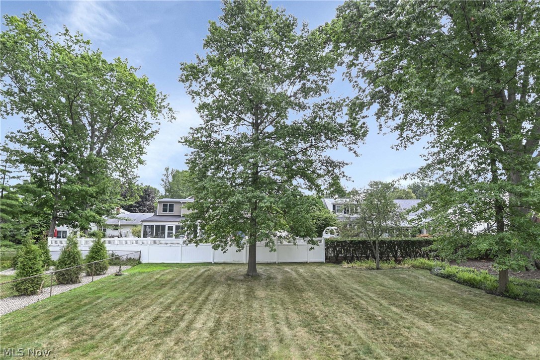 1705 Southbend Drive Rocky River OH 44116