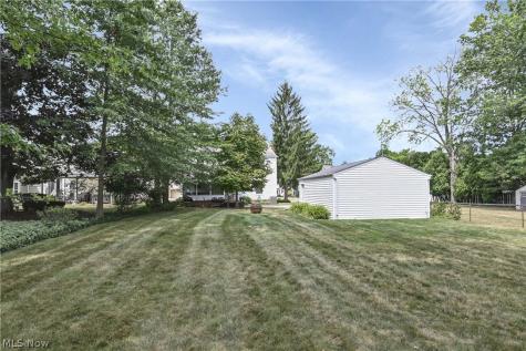 1705 Southbend Drive Rocky River OH 44116