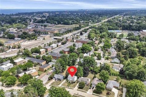 1705 Southbend Drive Rocky River OH 44116