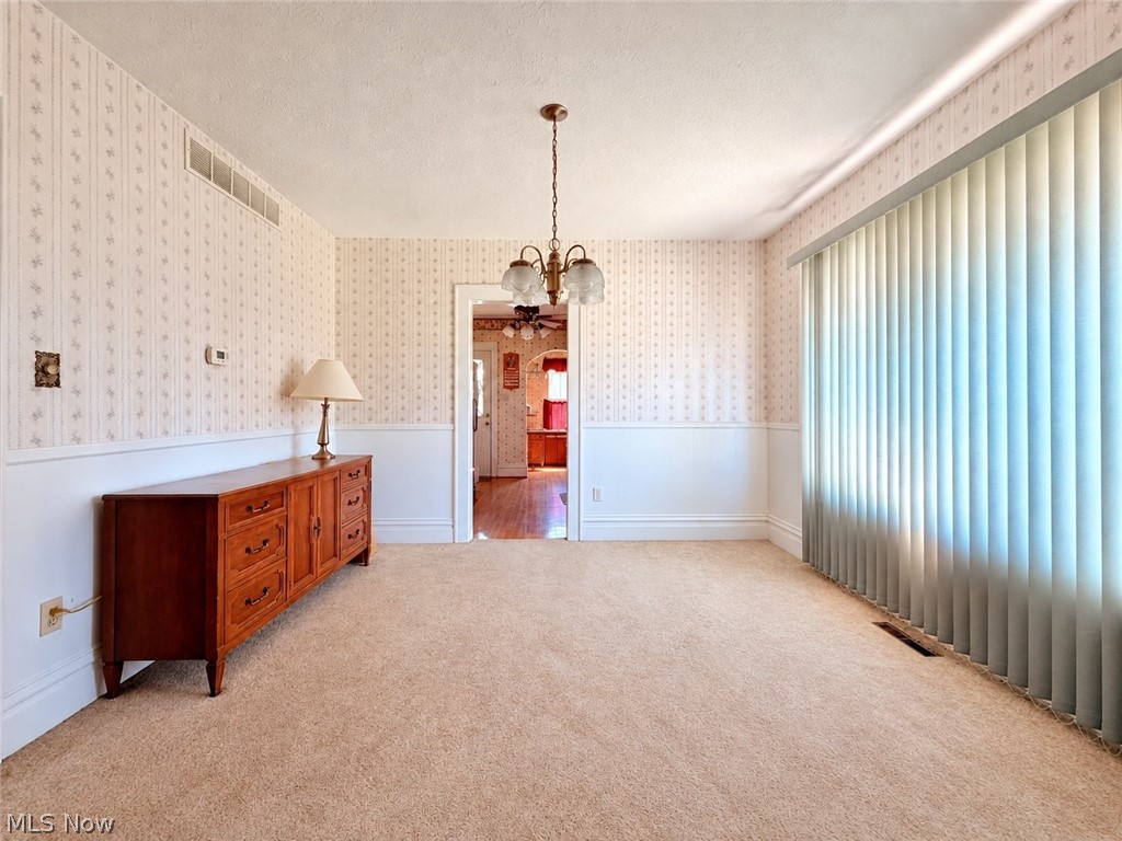 715 Pomeroy Pike Belpre OH 45714