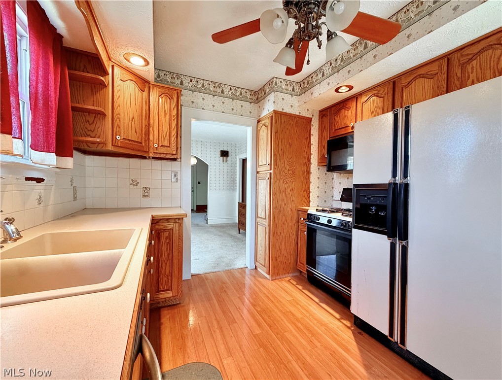 715 Pomeroy Pike Belpre OH 45714