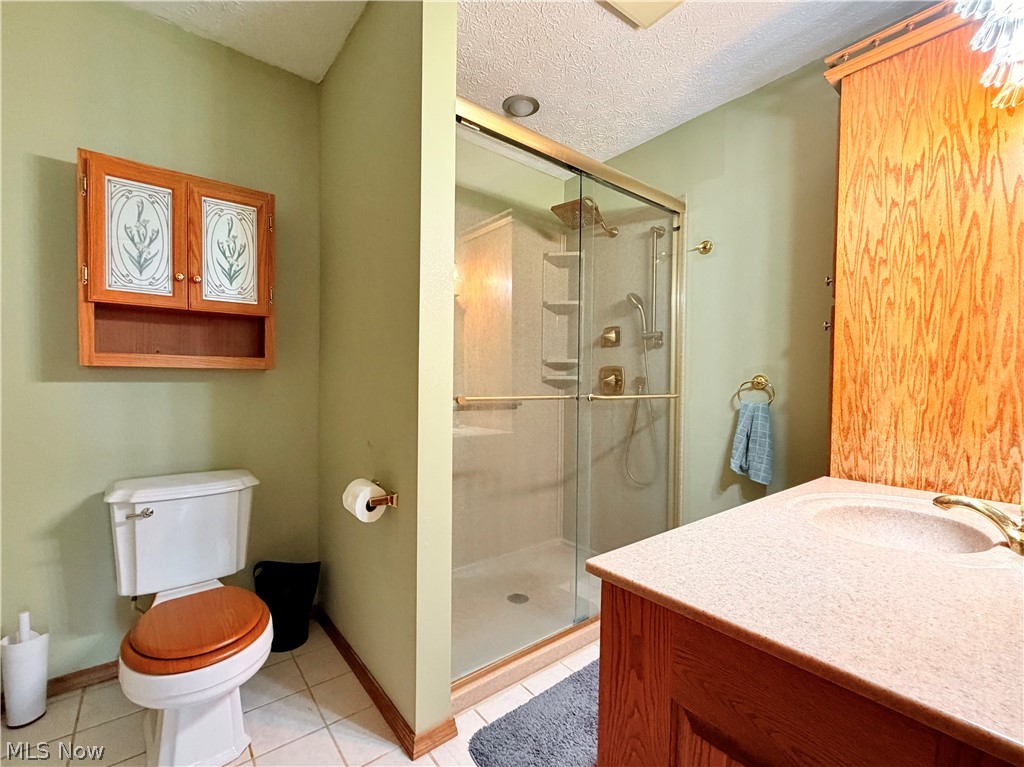 715 Pomeroy Pike Belpre OH 45714