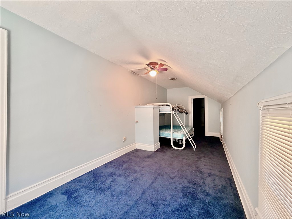 715 Pomeroy Pike Belpre OH 45714