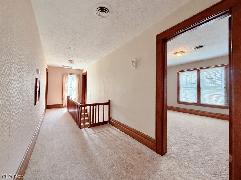 715 Pomeroy Pike Belpre OH 45714