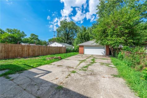 10402 Almira Avenue Cleveland OH 44111