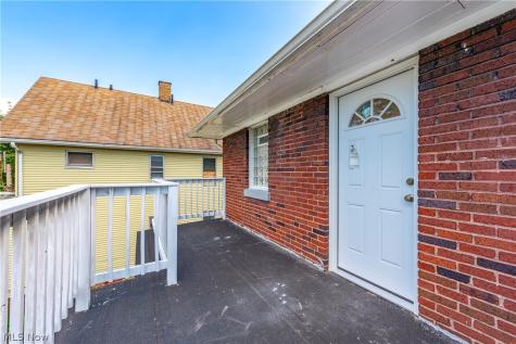 10402 Almira Avenue Cleveland OH 44111
