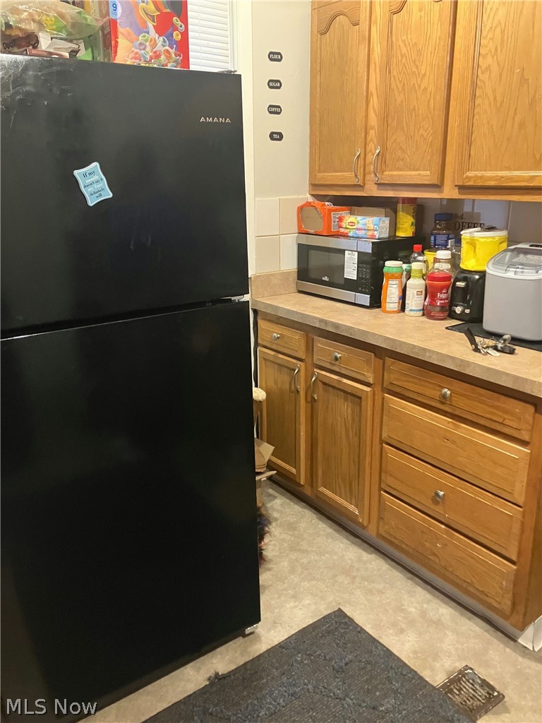 4364 E 154th Street Cleveland OH 44128
