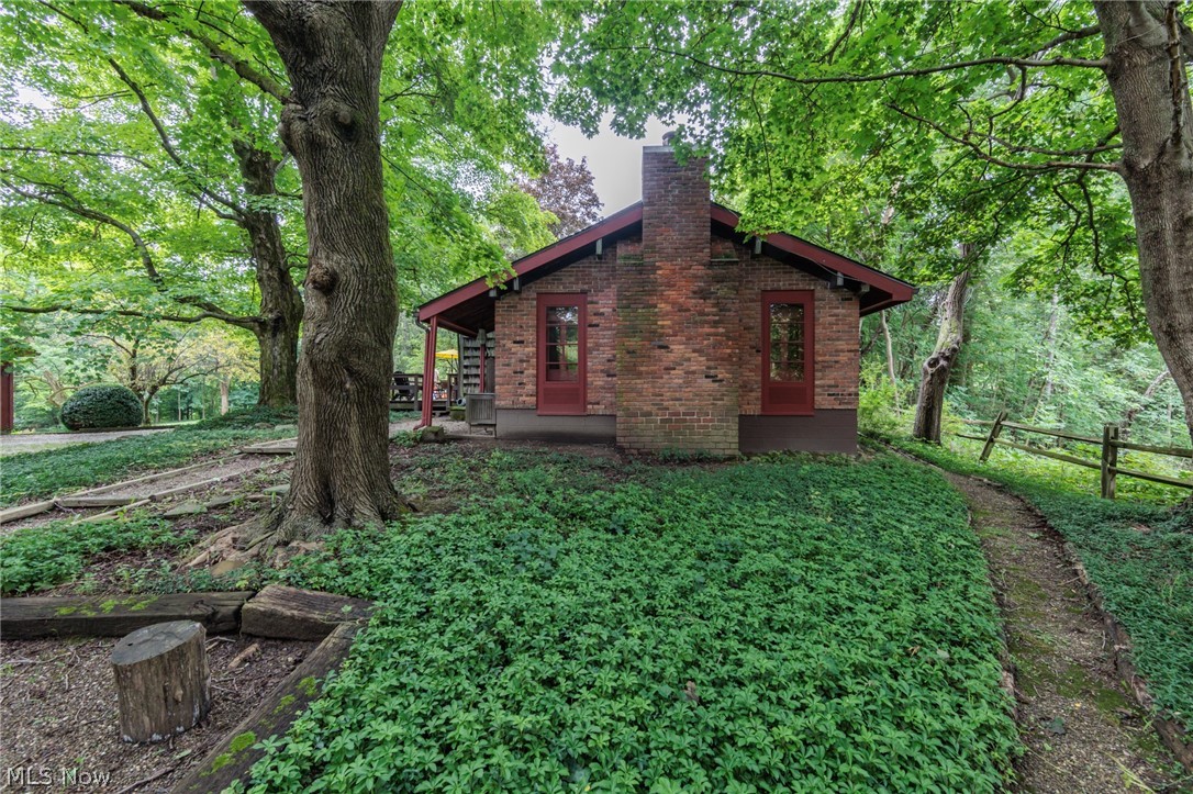 2085 Stine Road Peninsula OH 44264