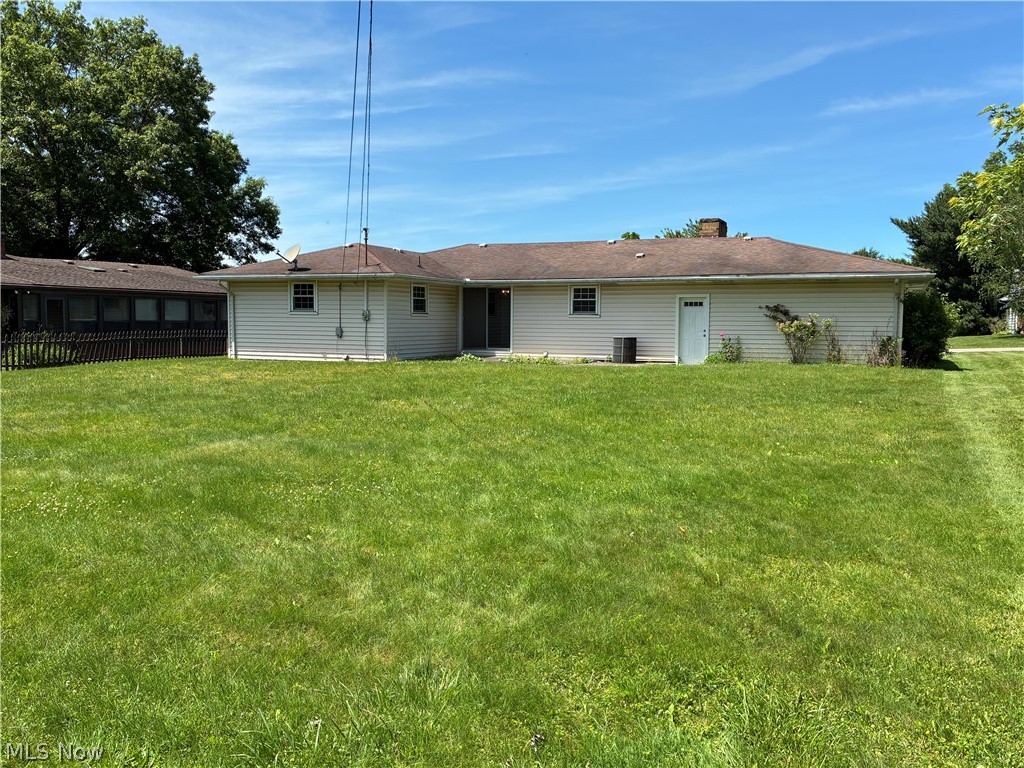 1629 Woodland Drive Coshocton OH 43812