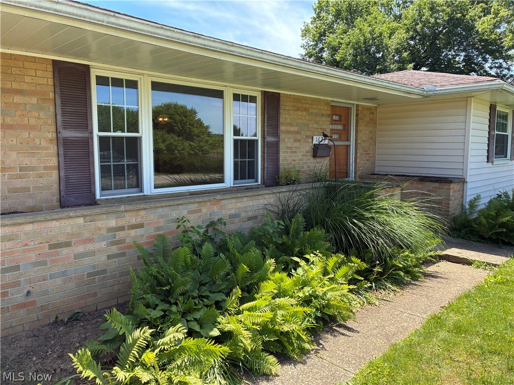 1629 Woodland Drive Coshocton OH 43812