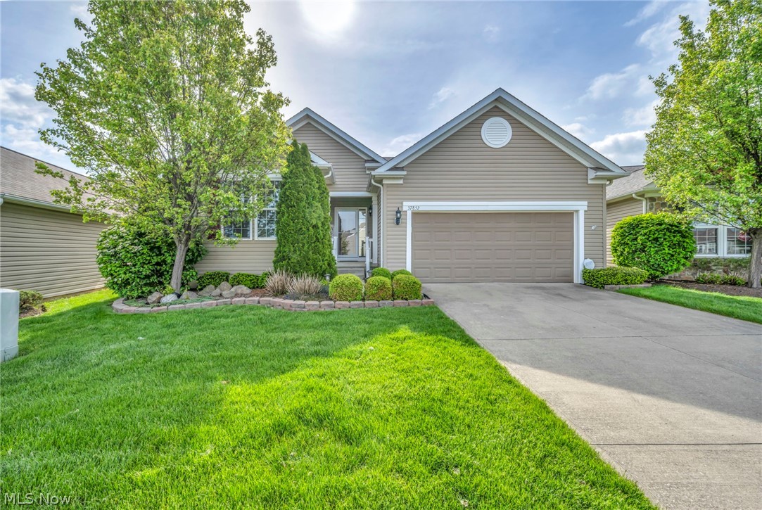 37852 Ashfield Way North Ridgeville OH 44039