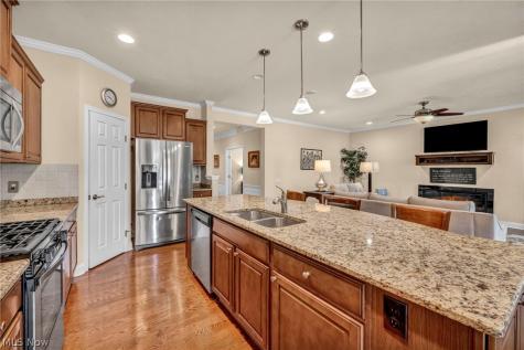 37852 Ashfield Way North Ridgeville OH 44039