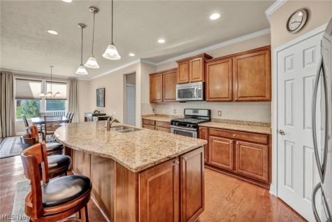 37852 Ashfield Way North Ridgeville OH 44039