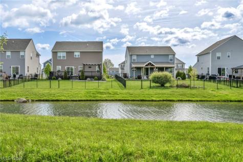37852 Ashfield Way North Ridgeville OH 44039