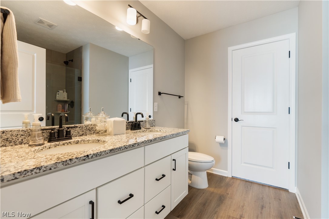 3421 Buckeye Trail Uniontown OH 44685