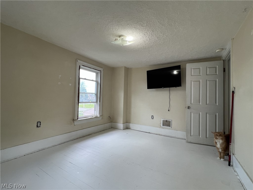 1891 E 33rd Street Lorain OH 44055