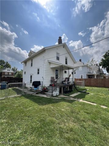 1891 E 33rd Street Lorain OH 44055