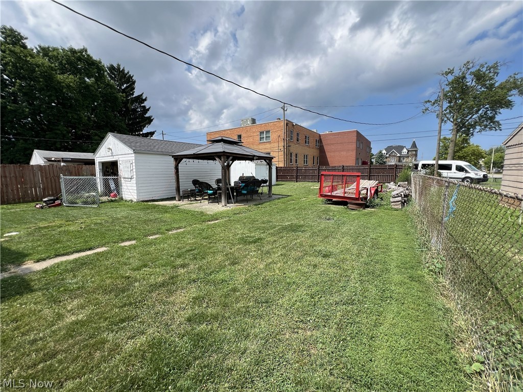 1891 E 33rd Street Lorain OH 44055