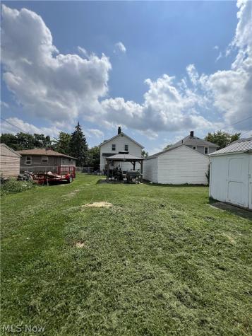 1891 E 33rd Street Lorain OH 44055