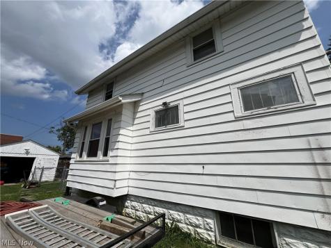 1891 E 33rd Street Lorain OH 44055