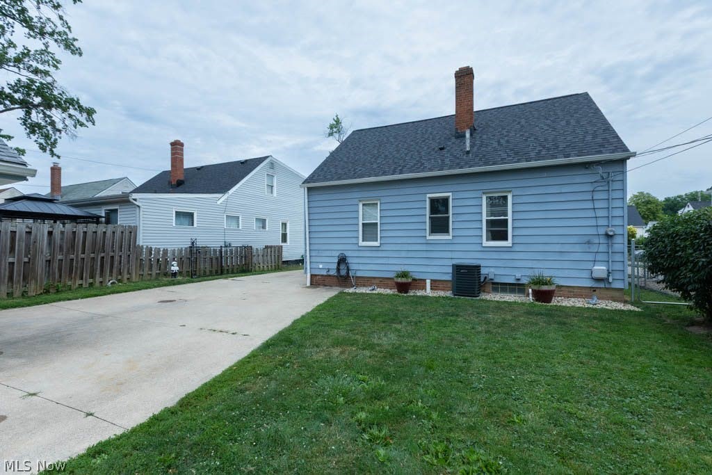 472 E 329th Street Willowick OH 44095