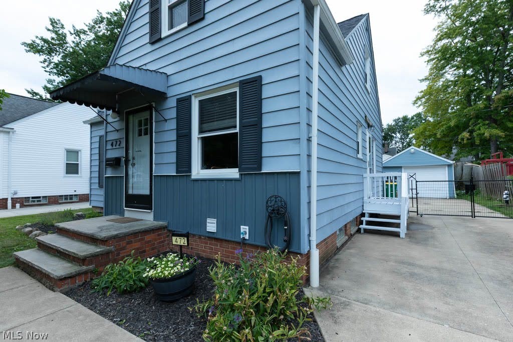 472 E 329th Street Willowick OH 44095