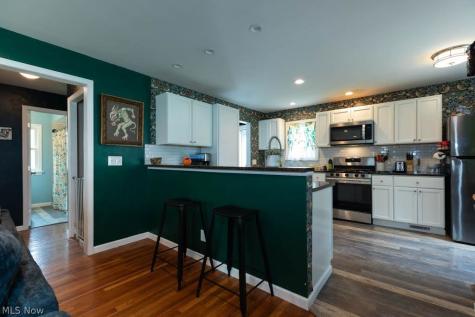 472 E 329th Street Willowick OH 44095
