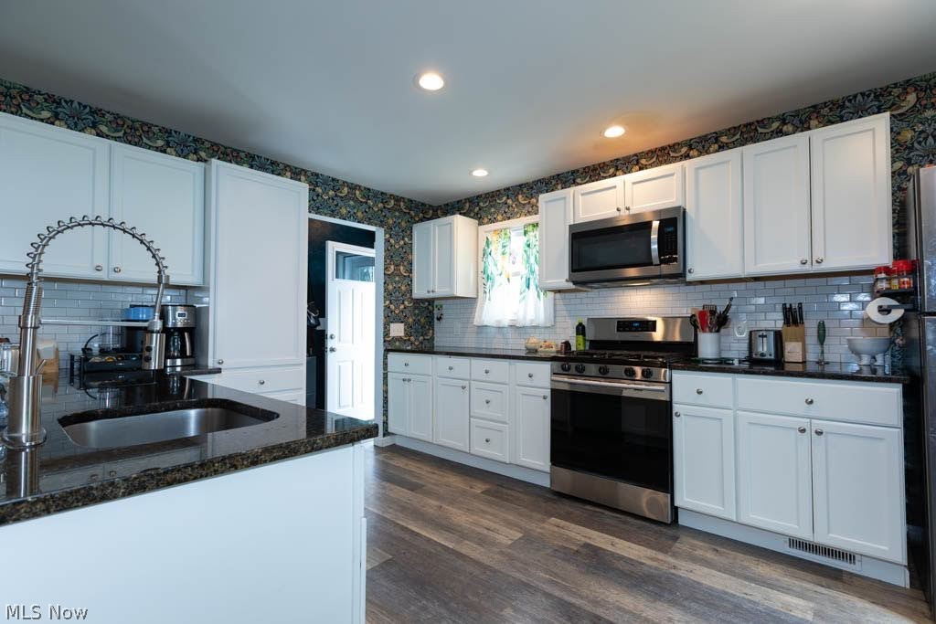 472 E 329th Street Willowick OH 44095