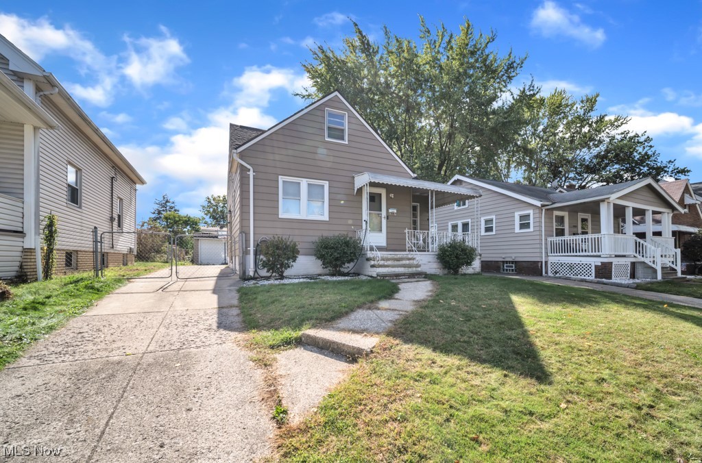 4005 Pershing Avenue Parma OH 44134