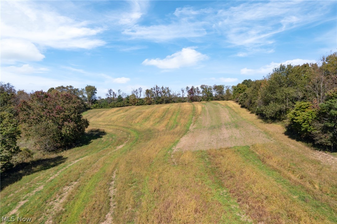 6031 Raindrop Road SE Amsterdam OH 43903