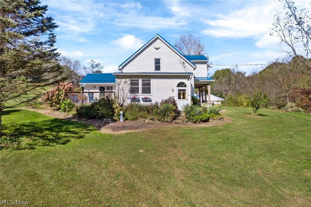 6031 Raindrop Road SE Amsterdam OH 43903