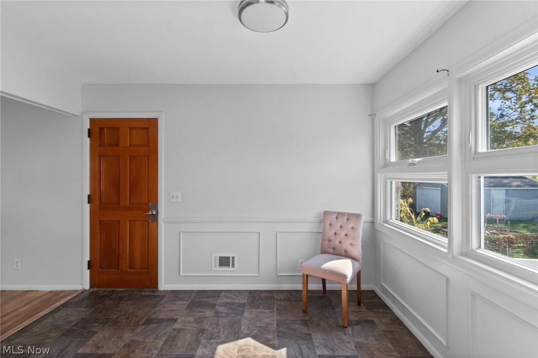 1098 Carnegie Avenue Akron OH 44314