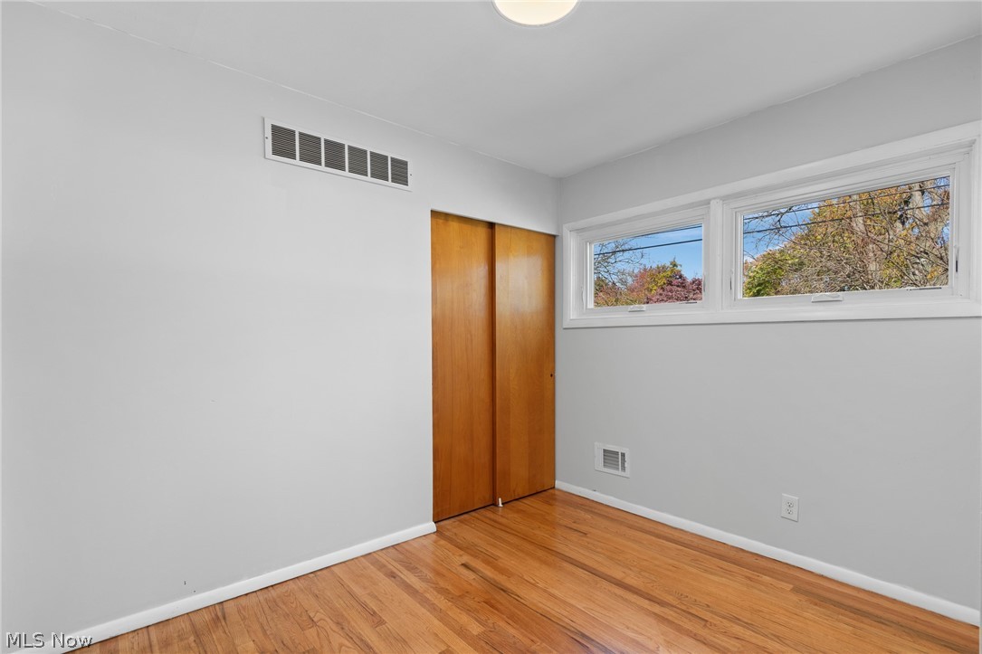 1098 Carnegie Avenue Akron OH 44314