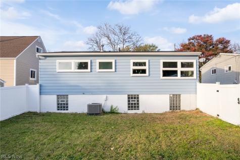 1098 Carnegie Avenue Akron OH 44314