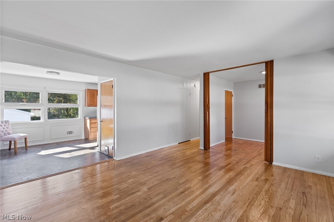 1098 Carnegie Avenue Akron OH 44314
