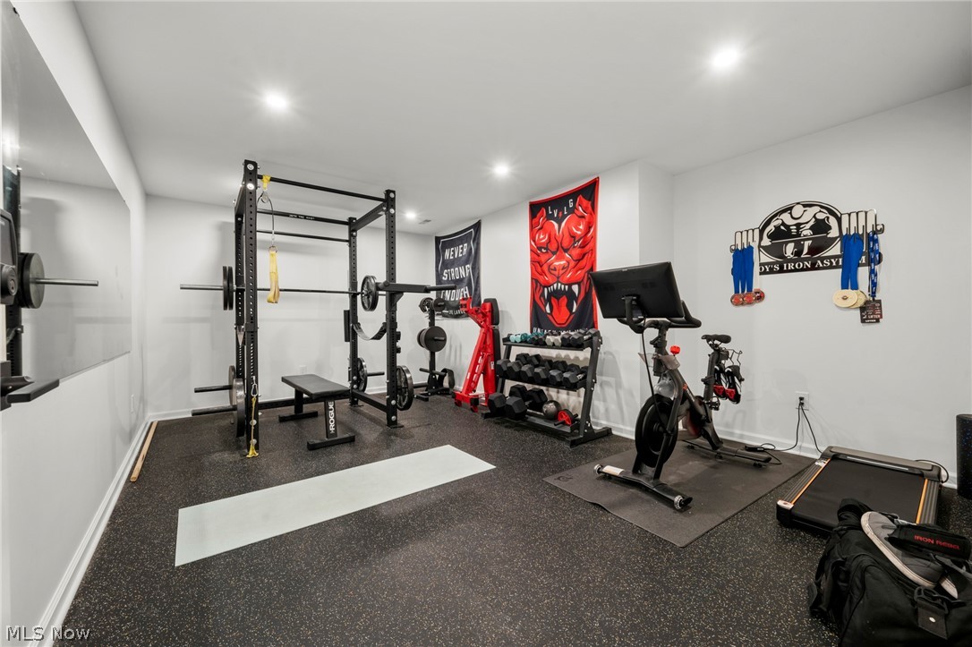 577 Turnberry Court Avon Lake OH 44012