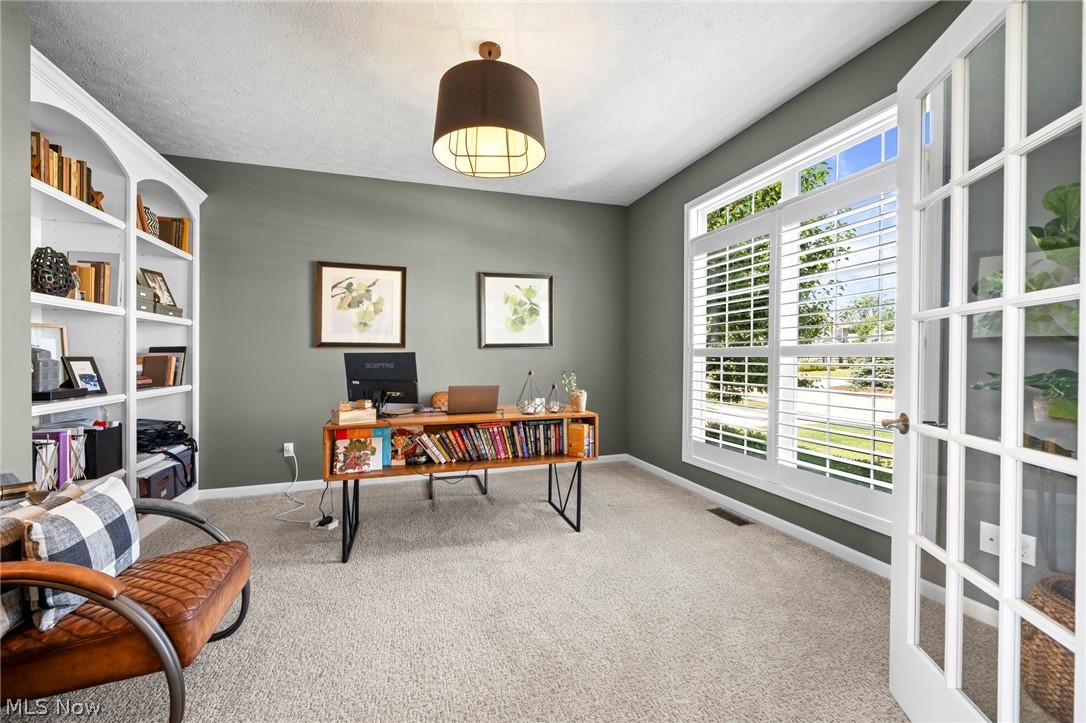 577 Turnberry Court Avon Lake OH 44012