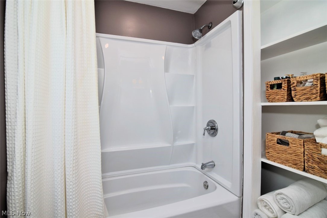 3701 Lynnfield Road Shaker Heights OH 44122