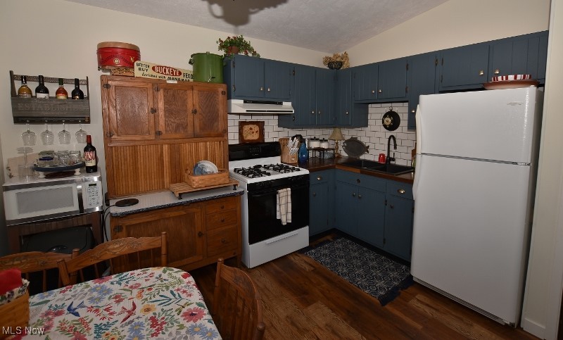 1186 Lincoln Street SW Sherrodsville OH 44675