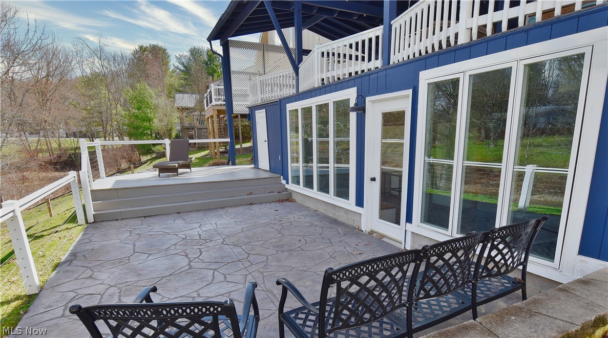 1186 Lincoln Street SW Sherrodsville OH 44675