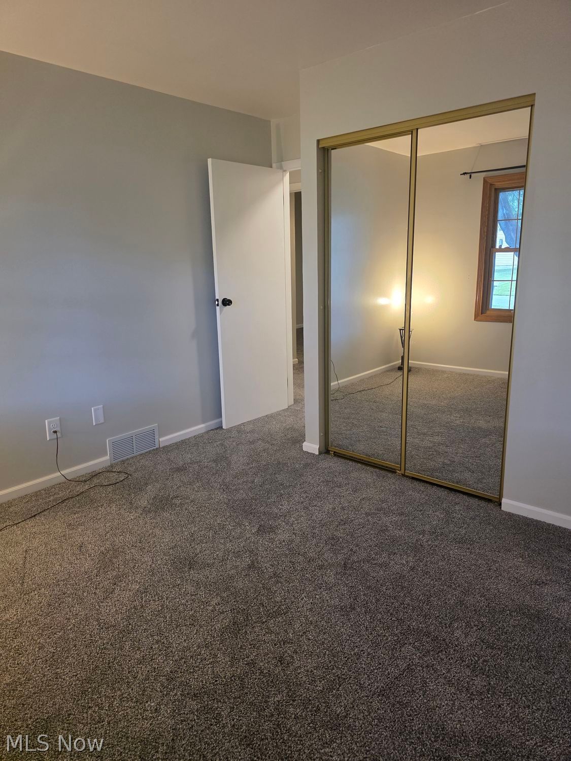 4161 Bellwood Dr Drive SE Warren OH 44484