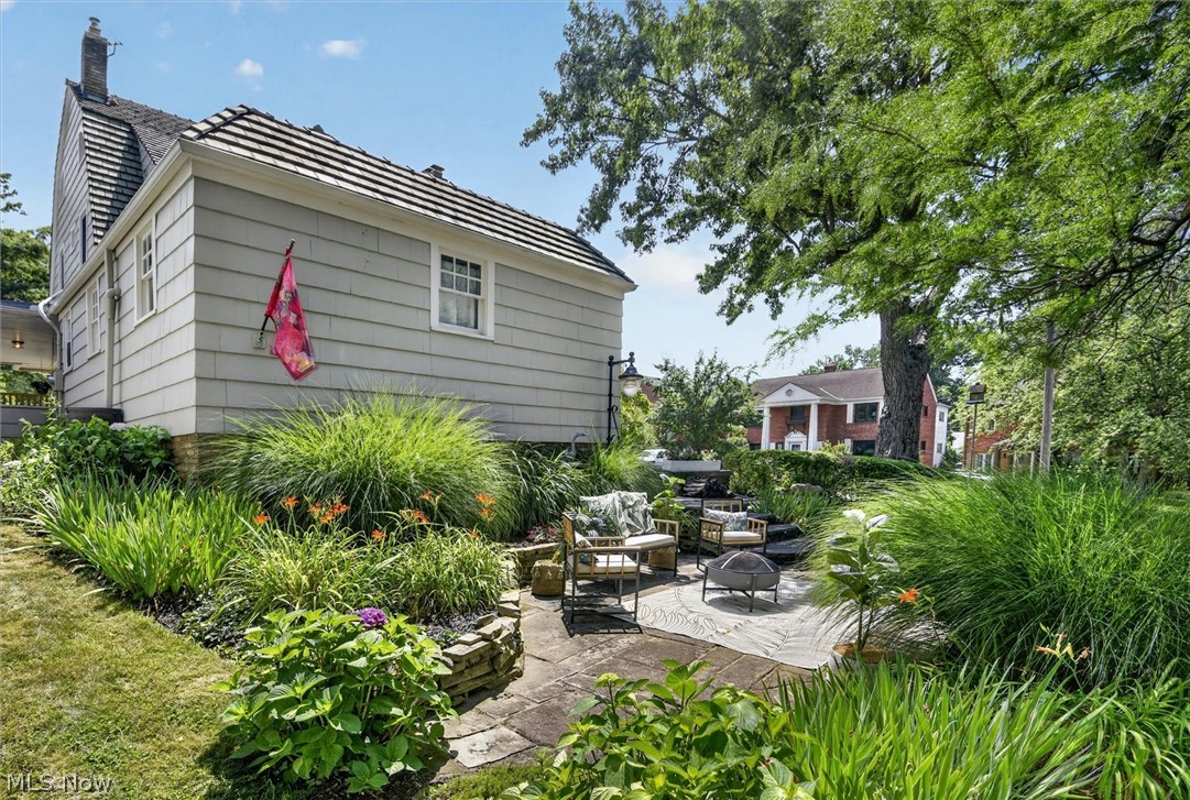 16808 Hilliard Road Lakewood OH 44107