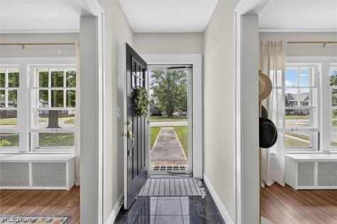 16808 Hilliard Road Lakewood OH 44107