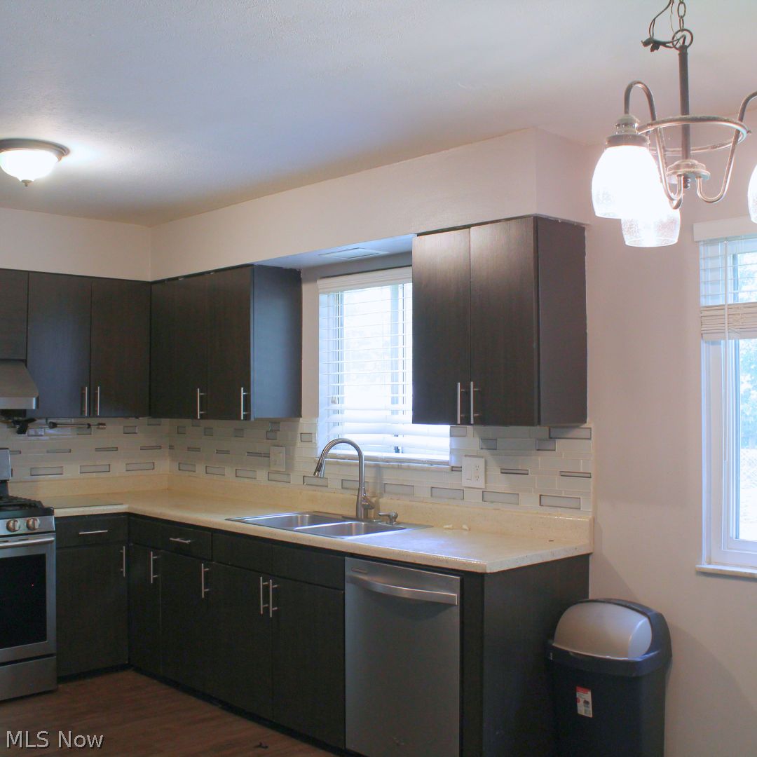 8700 N Gateway Drive North Royalton OH 44133