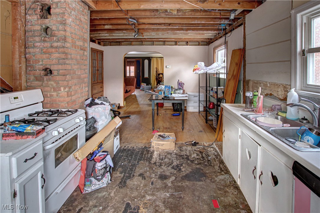 16909 Truax Avenue Cleveland OH 44111