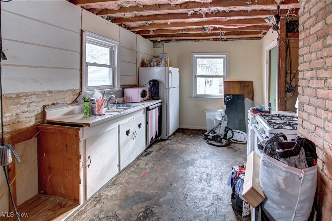 16909 Truax Avenue Cleveland OH 44111