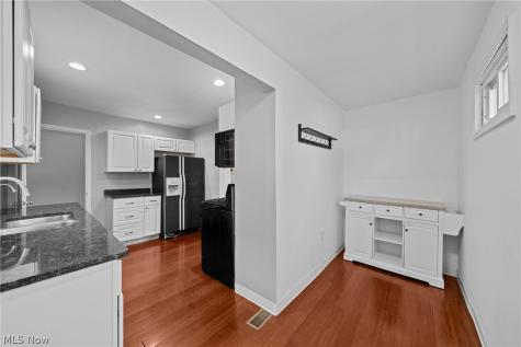 3606 Stickney Avenue Cleveland OH 44109