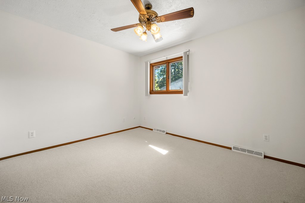 6551 Queens Way Brecksville OH 44141